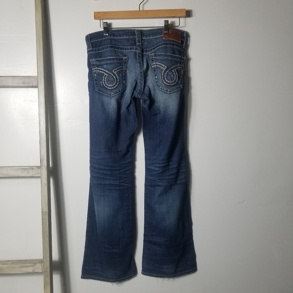 BIG STAR WOMEN'S LIV DISTRESSED JEAN SIZE 29 R